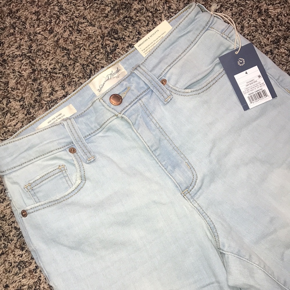 🐠Universal Thread 5/$25 SALE!  Blue Distressed Women's Skinny Jeans Size 4 | NWT - Picture 4 of 6